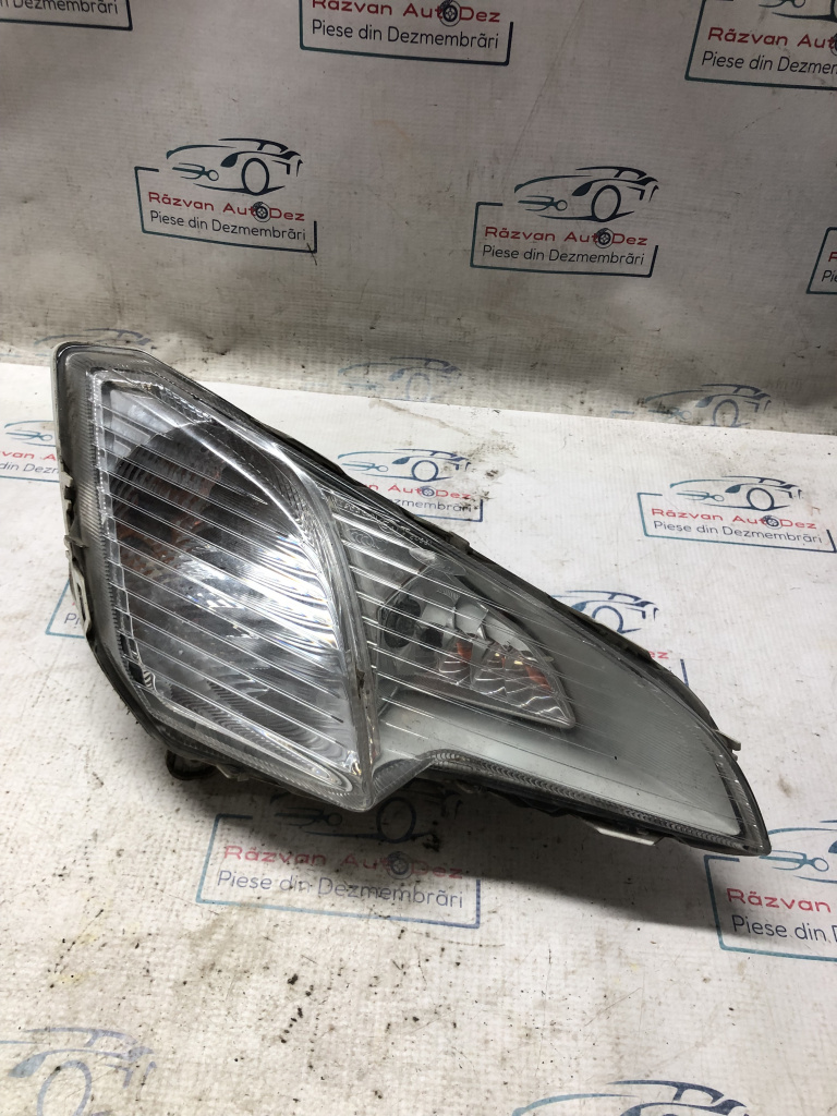 Proiector dreapta Ford Ecosport 1.0 Benzina 2019, GN1513B220MB