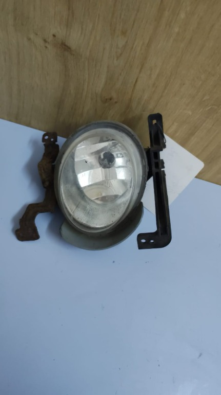 Proiector dreapta HYUNDAI I20 1.2 cod motor G4LA an 2010 cod 92202-1J0