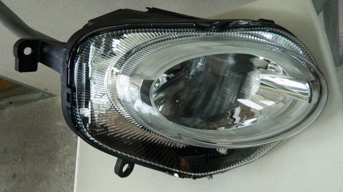 Proiector dreapta Led Fiat 500 model 2015 cod 52007766