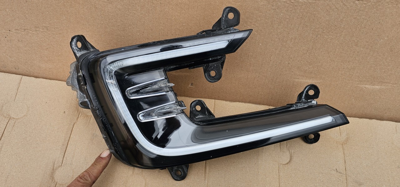 Proiector dreapta Lumina de zi DRL VW Passat B8 GTE 2016 2017 2018 2019