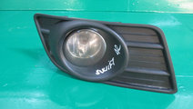 PROIECTOR DREAPTA + ORNAMENT SUZUKI SWIFT FAB. 200...