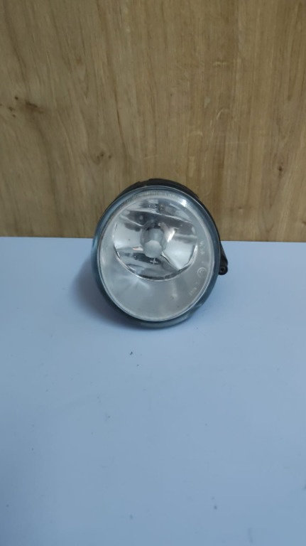 Proiector dreapta Renault Kangoo Scenic Megane 2.0 an 2010 cod 7700420127