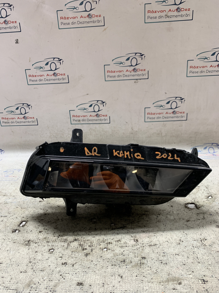 Proiector dreapta Skoda Kamiq - Benzina 2024, 657941700A