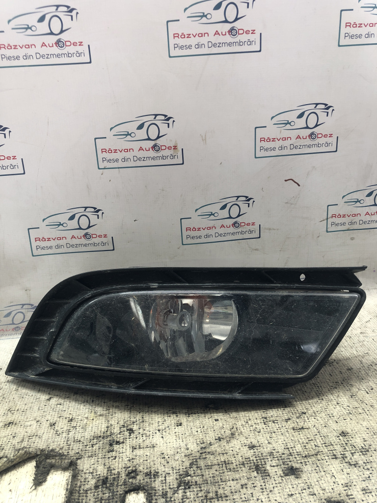 Proiector dreapta Skoda Superb 2 2.0 Motorina 2014, 3T0941700C / FACELIFT