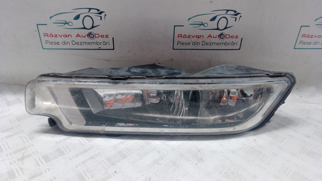 Proiector dreapta Volkswagen Passat B8 - Motorina 2016, 3G0941662E / PRINDERI RUPTE