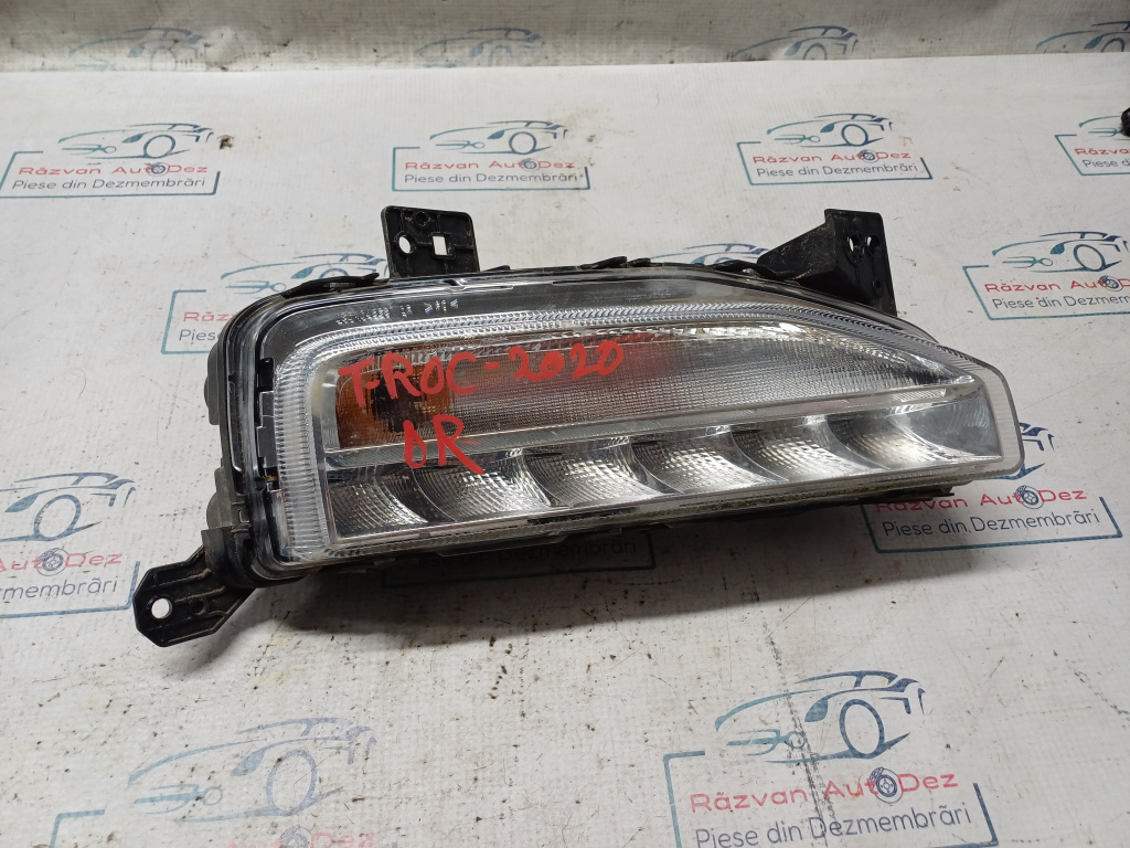 Proiector dreapta Volkswagen T-Roc - Motorina 2020, L90104862