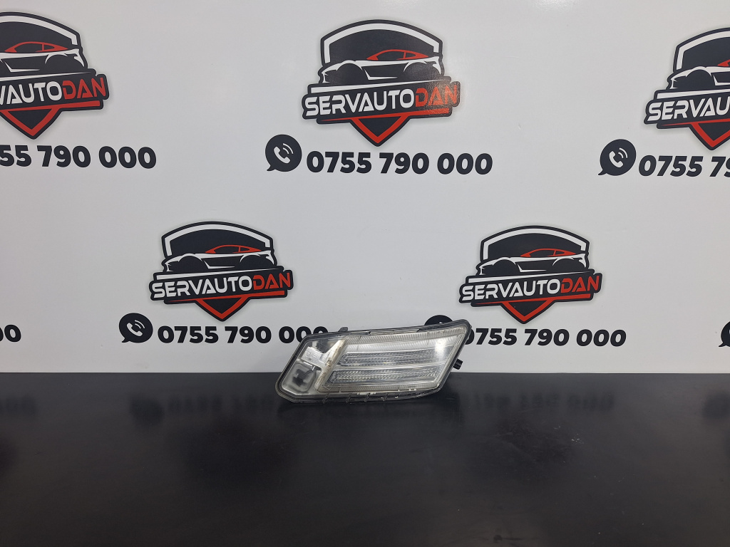 Proiector dreapta Volvo XC60 (2008-2013) 2.4 Motorina 2012