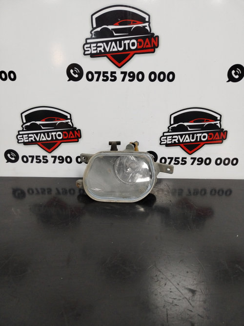 Proiector dreapta Volvo XC90 (2002->) 2.4 Motorina 2007, 8693796
