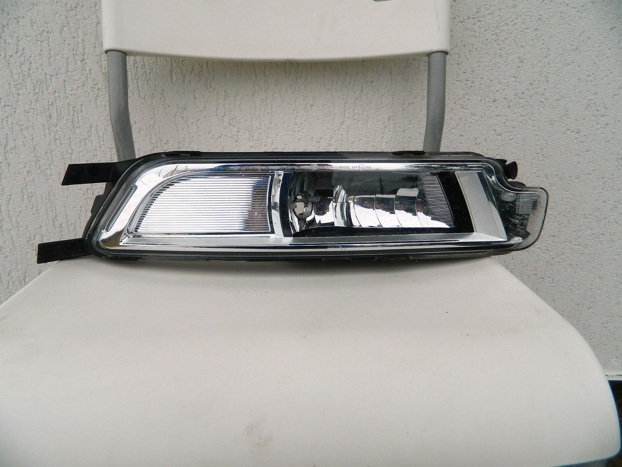 Proiector dreapta VW Passat B8 an 2014-2016 cod 3G0941662H