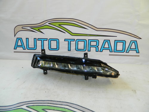 Proiector DRL LED dreapta Skoda Superb model 2019-2023 cod 3V0941700B