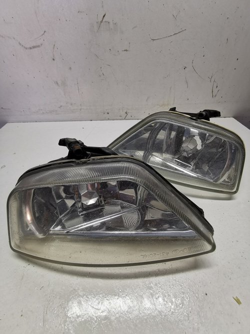 Proiector ford Focus 1 mk1 proiectoare ceata stanga dreapta