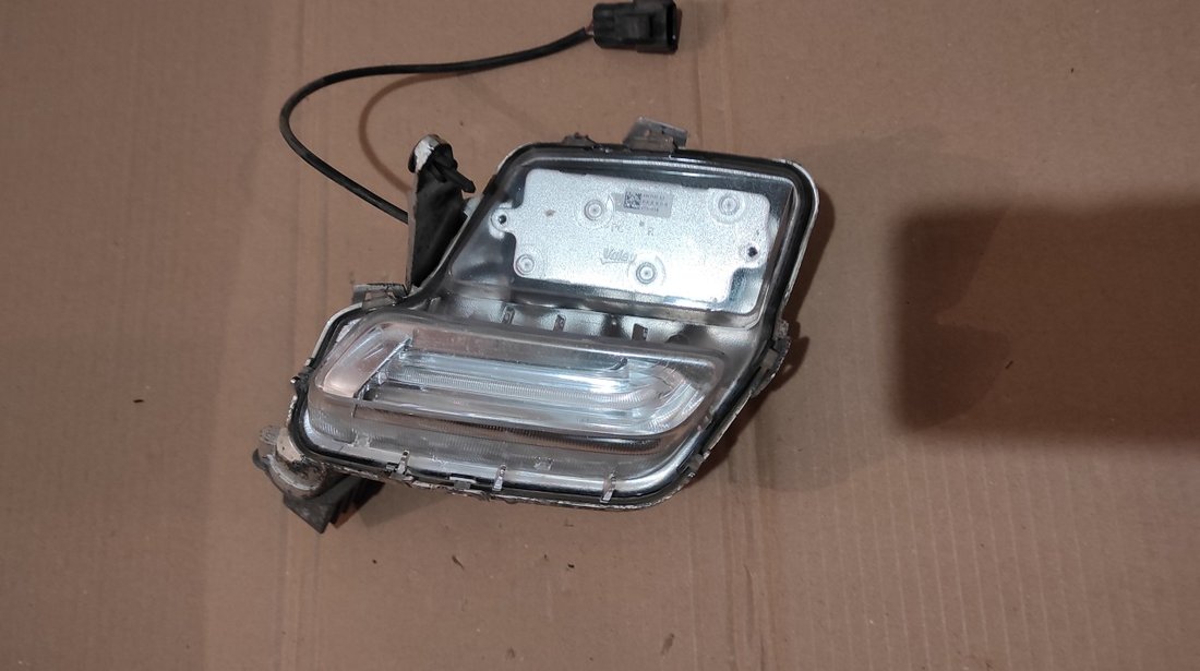 Proiector led dreapta lumini de zi Volvo XC60 (2014-2017) cod 89209161