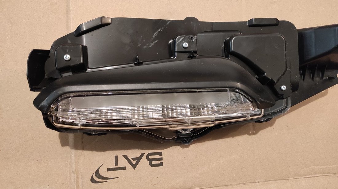 Proiector led lumini de zi dreapta Toyota Yaris Cross Z