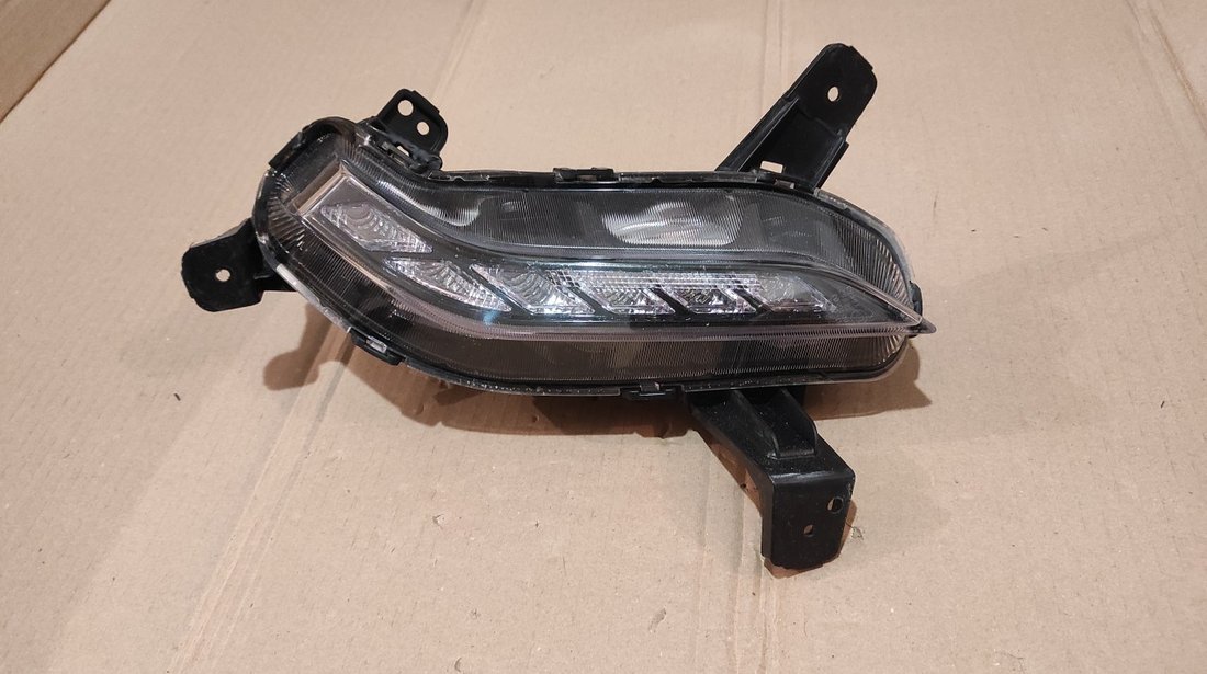 Proiector led stanga Hyundai i30 (2017-2020) fastback cod: 92207-G4210