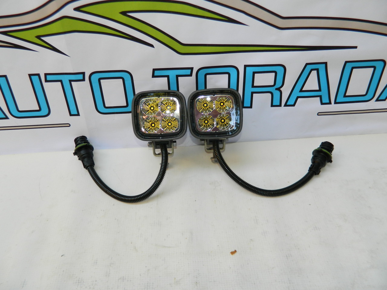 Proiector LED VALEO 12V , ATV, REMORCA, TIR, SUV cod 90160214