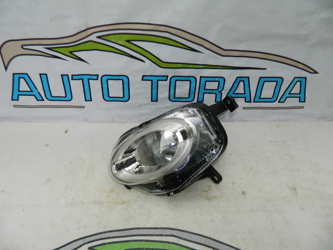Proiector stanga cu DRL LED Fiat 500 model 2015 cod 52007767