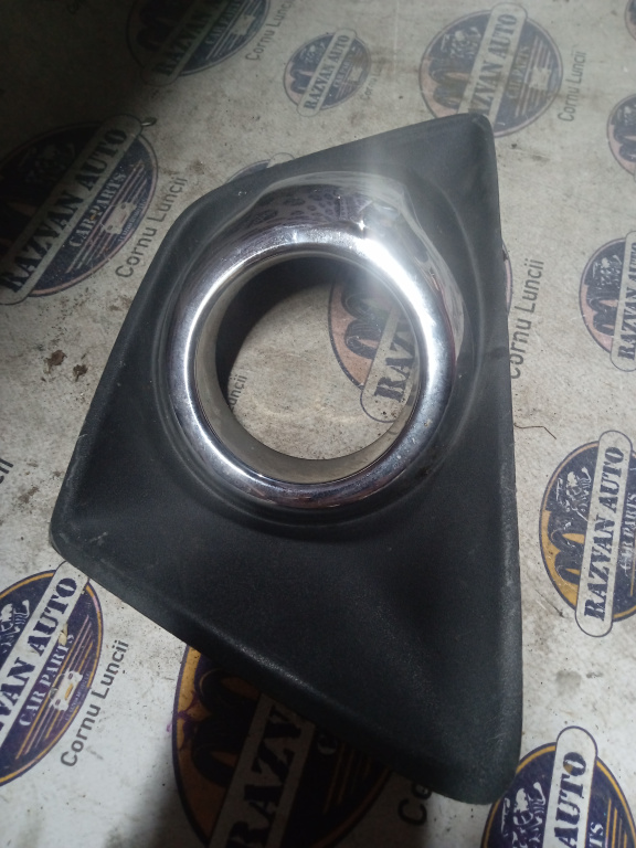 Proiector stanga Ford Ecosport 2015