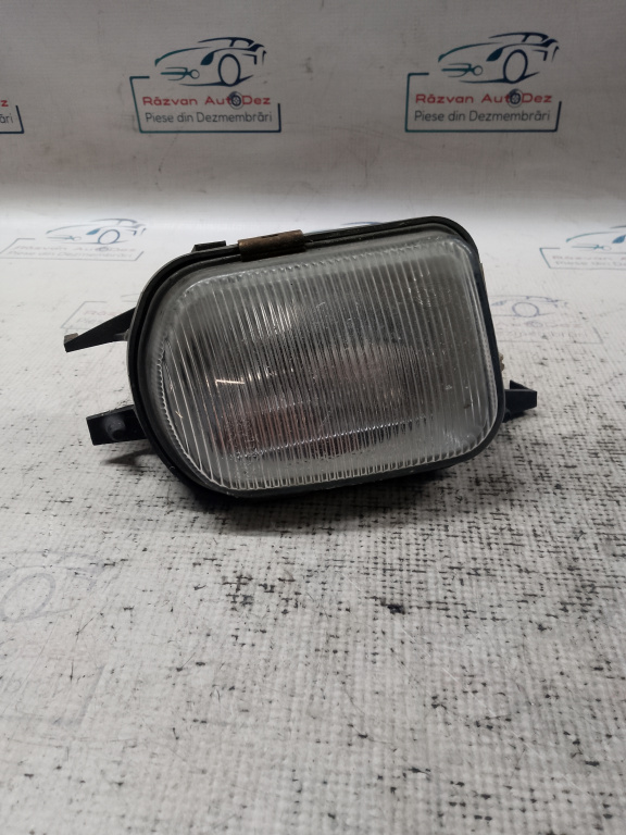 Proiector stanga Mercedes C220 2003, 2158200556