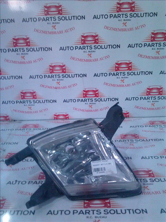 Proiector stanga PEUGEOT 407 2.0 HDI