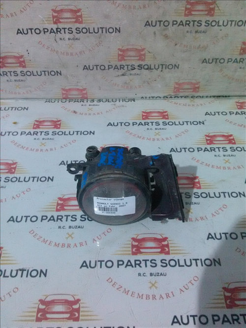 Proiector stanga RENAULT SCENIC 1.9 DCI an fabr. 2007