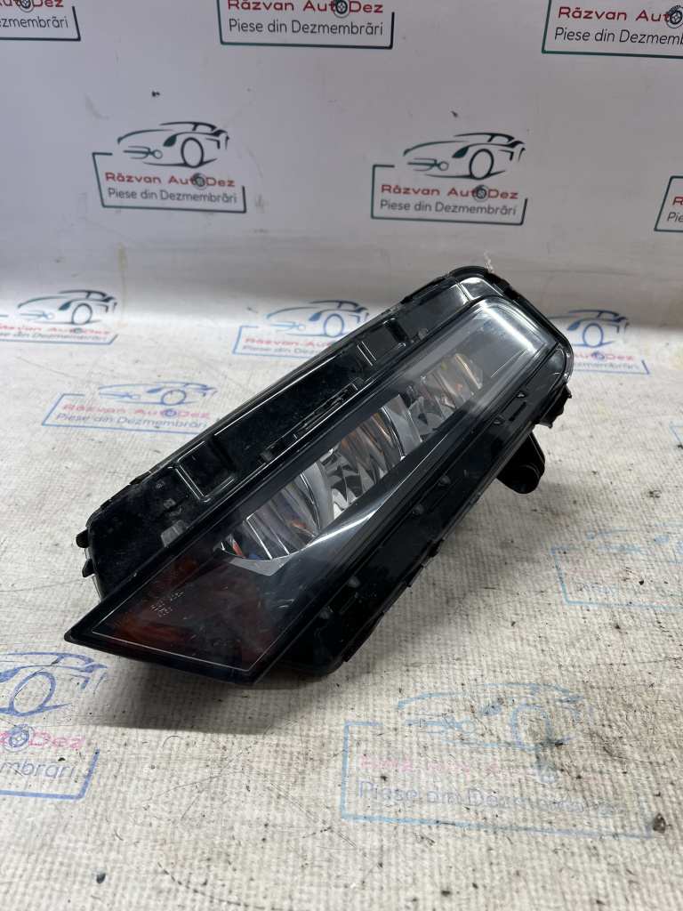 Proiector stanga Seat Ateca 2020, 575941699B / CU DEFECTE