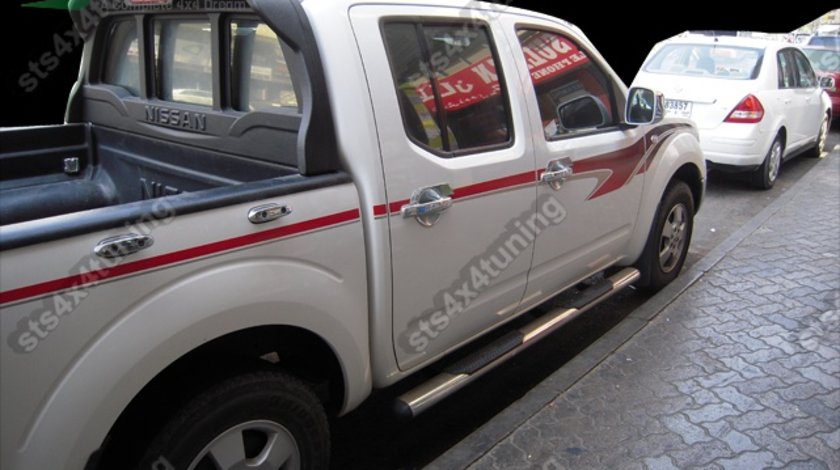 PROTECTIE LUNETA NISSAN NAVARA D40 2006-2014 CU LED