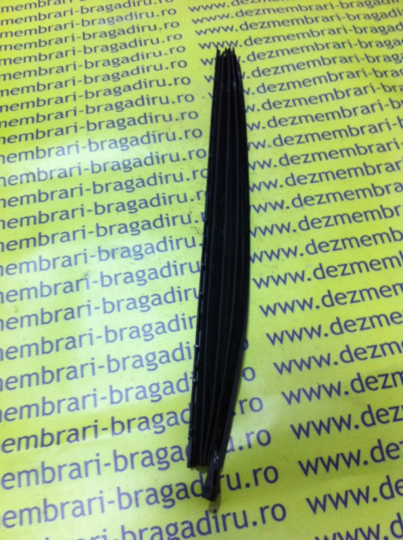 Protectie praf stanga trapa Mercedes-Benz C-Class W203/S203/CL203 [2000 - 2004] Coupe 3-usi C 200 Kompressor AT (163 hp) (CL203)