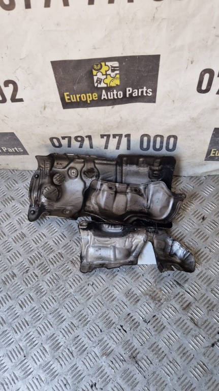 Protectie termica Volvo V70 1.6 d an de fabricatie 2012 cod AV61-9N454-AB