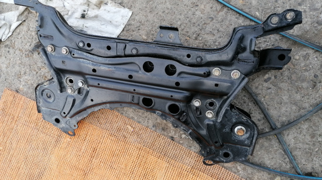 PUNTE GOALA JUGMOTOR FATA TOYOTA RAV 4 IV 2013 2014 2015 2016 2017 2018 2019 FARA RUGINA