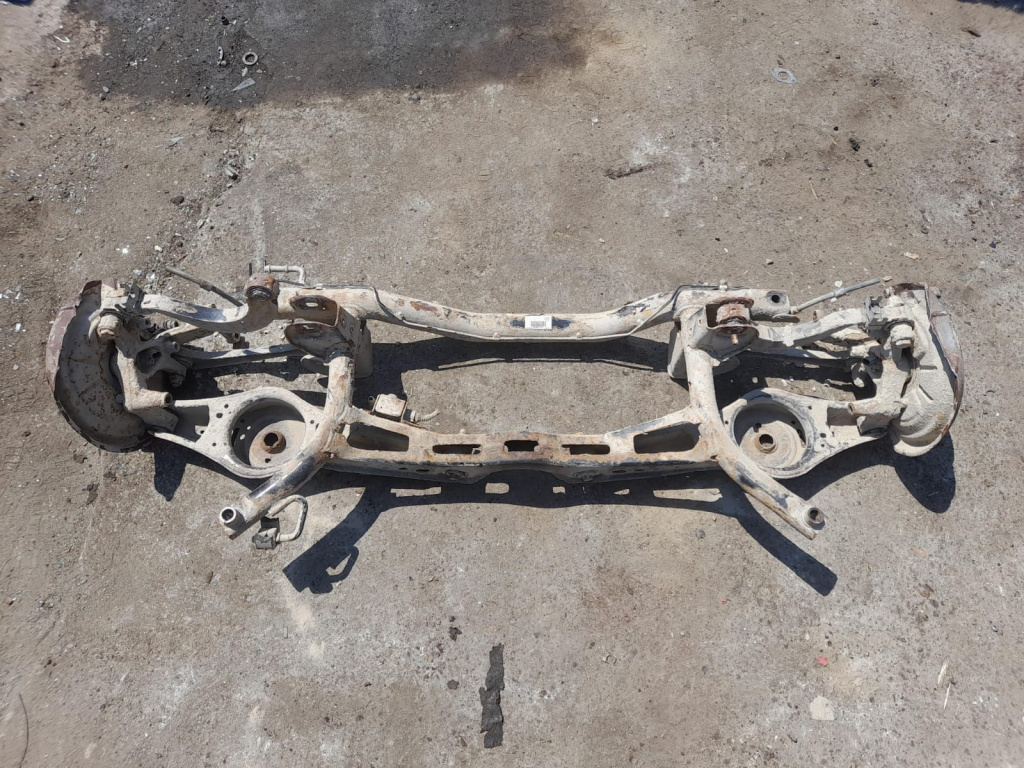 Punte spate 1K0505315BF Volkswagen VW Touran [2003 - 2006]