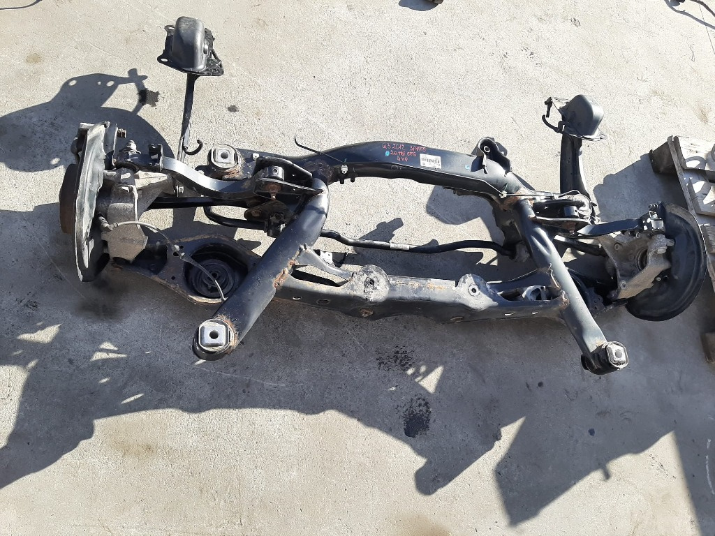 Punte spate 2.0 tdi cfg 4x4 audi q3 8u 5n0505235l