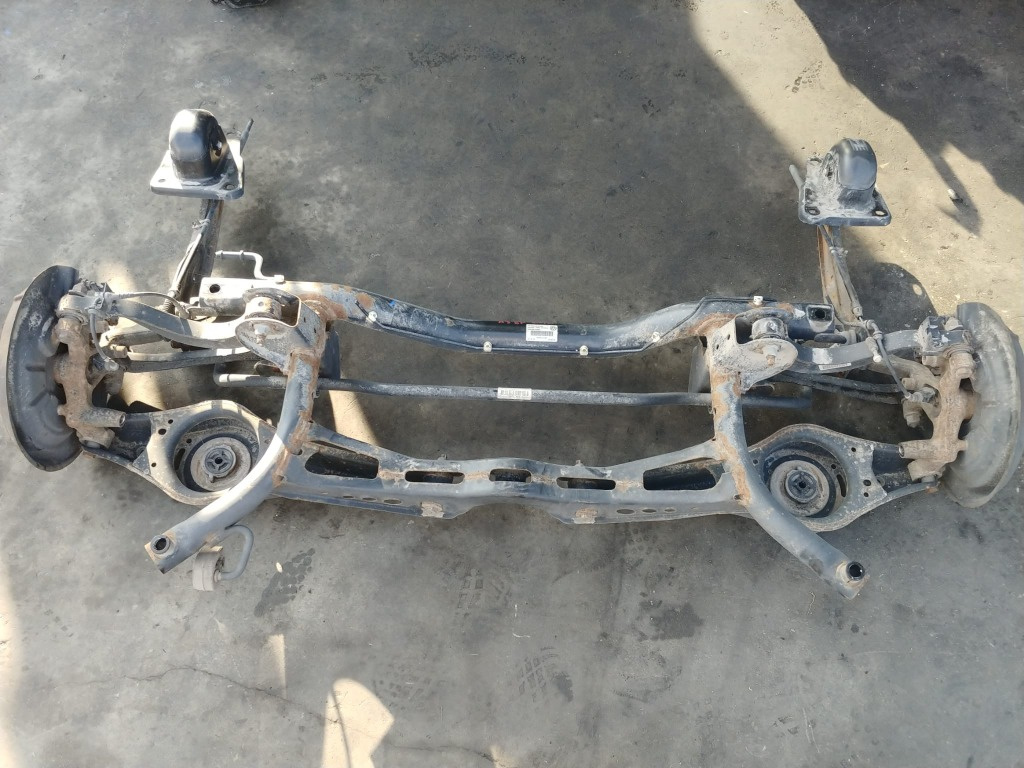Punte spate 2.0tdi seat leon 1p1 audi a3 8p 1k0505315bf