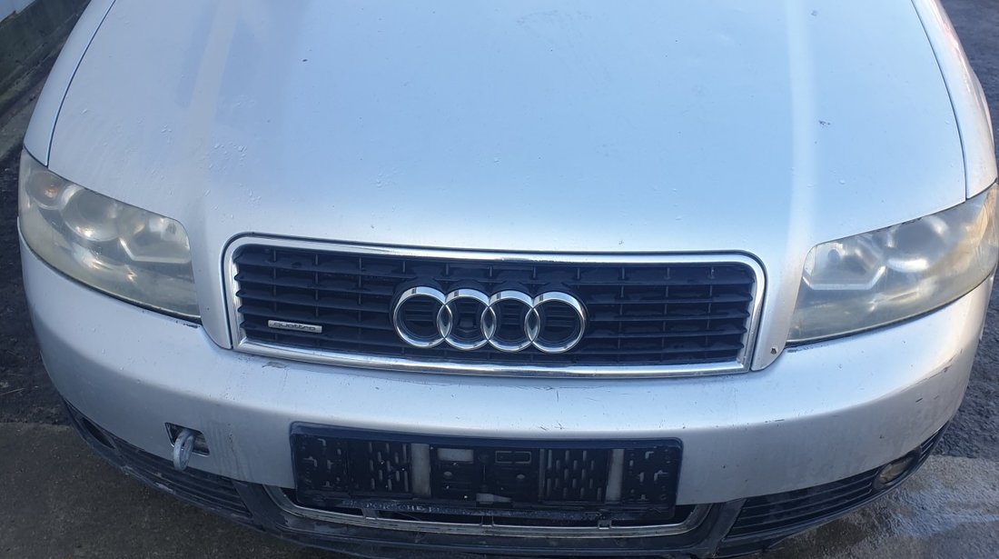 Punte spate Audi A4 B6 2002 berlina 2.5 Tdi