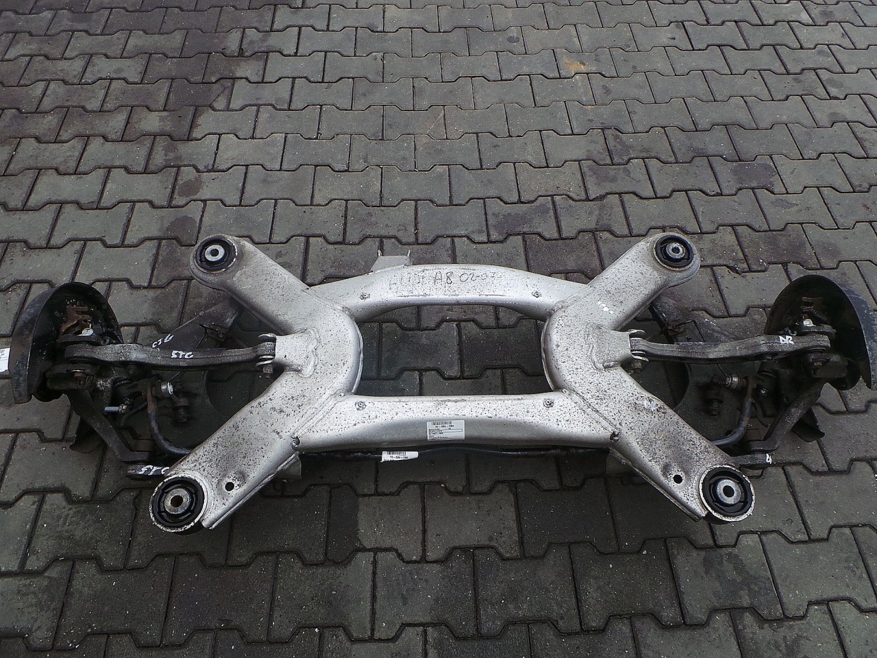 PUNTE SPATE AUDI A8 - - (2007 2009)