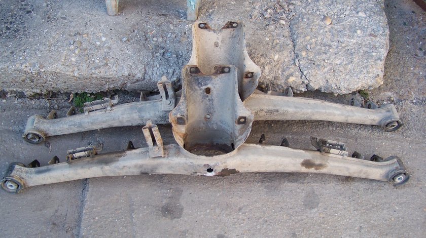 punte spate bmw e30 e36 compact