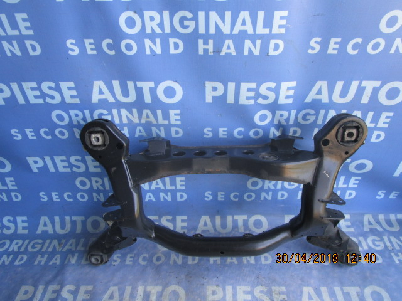 Punte spate BMW E90 320d N47