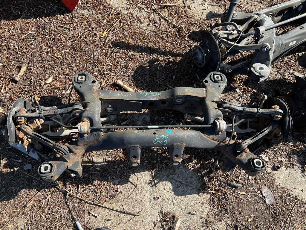 Punte spate BMW Seria 3 E90 2.0 Motorina 2010, -