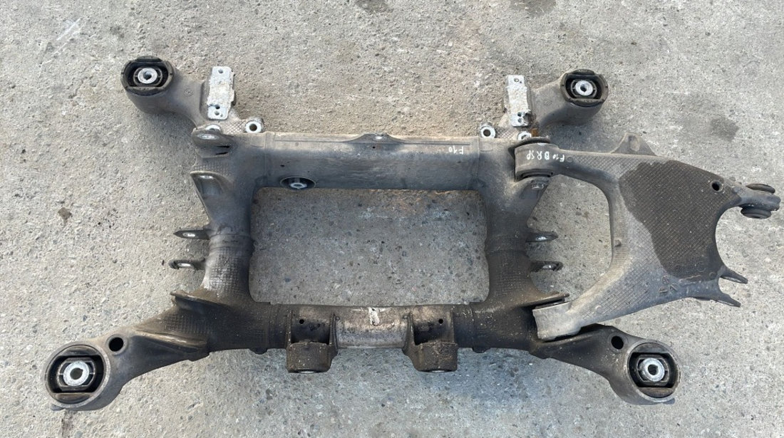 Punte Spate BMW Seria 6 F06 640d N57Z (6A62) cod: 33316799103