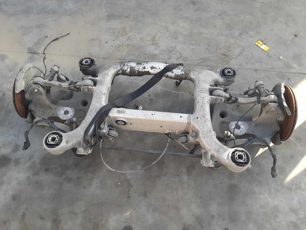 Punte spate bmw serie 5 f10 f11 facelift 6798545