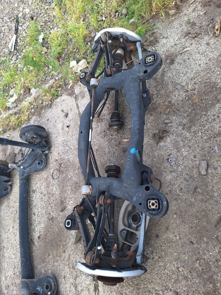 Punte spate BMW X1 2.0 Motorina 2009, -
