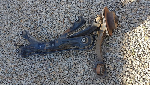 Punte spate butuci Opel Vectra B Combi break caravan