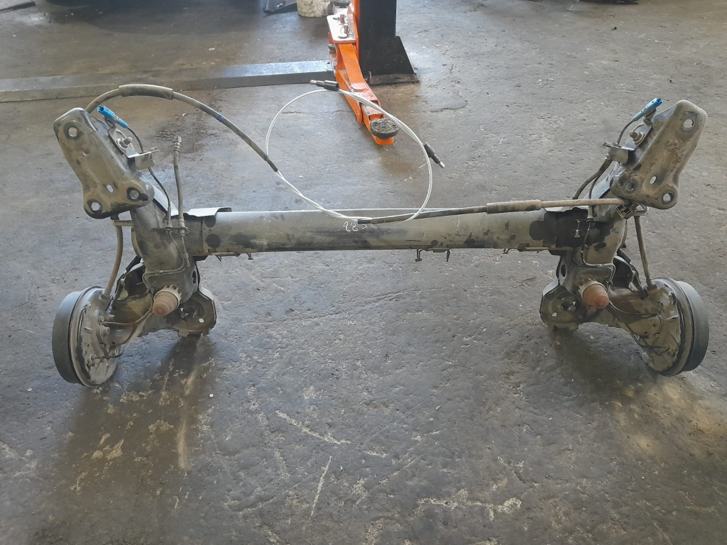Punte spate Citroen C3 3 [2016 - 2020] 1.2 benzina HM05