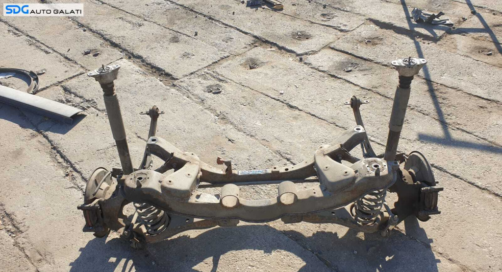 Punte Spate cu Brat Brate Fara Fuzete Ford Kuga Tractiune Fata 2008 - 2012
