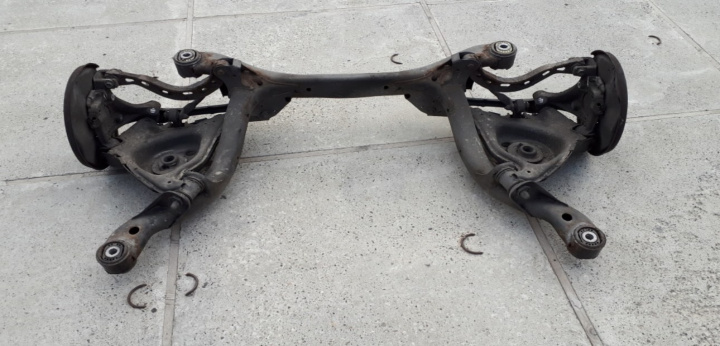 Punte spate cu brate si fuzete 2.0TDI Audi A6 4F/C6 [2004 - 2008]