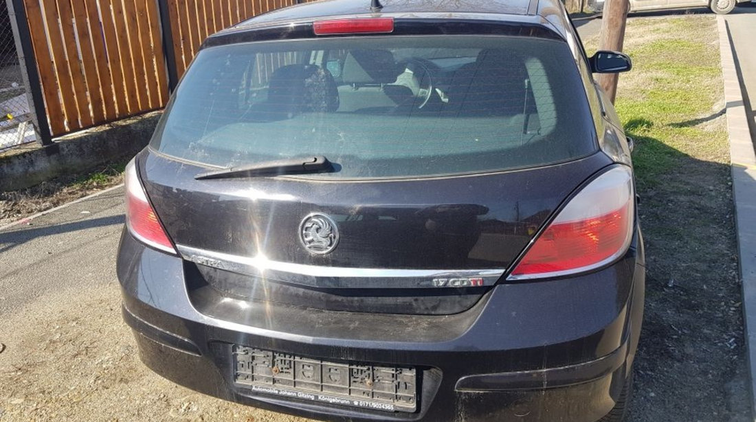 Punte spate cu butuci 5x110 Opel Astra H hatchback scurt