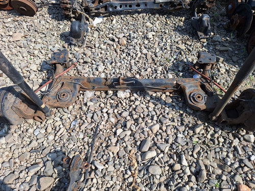 Punte spate Dacia Duster 1.5 Motorina 2013, -