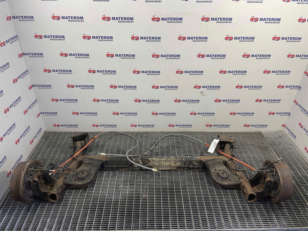 PUNTE SPATE DACIA DUSTER - - (2010 2013)