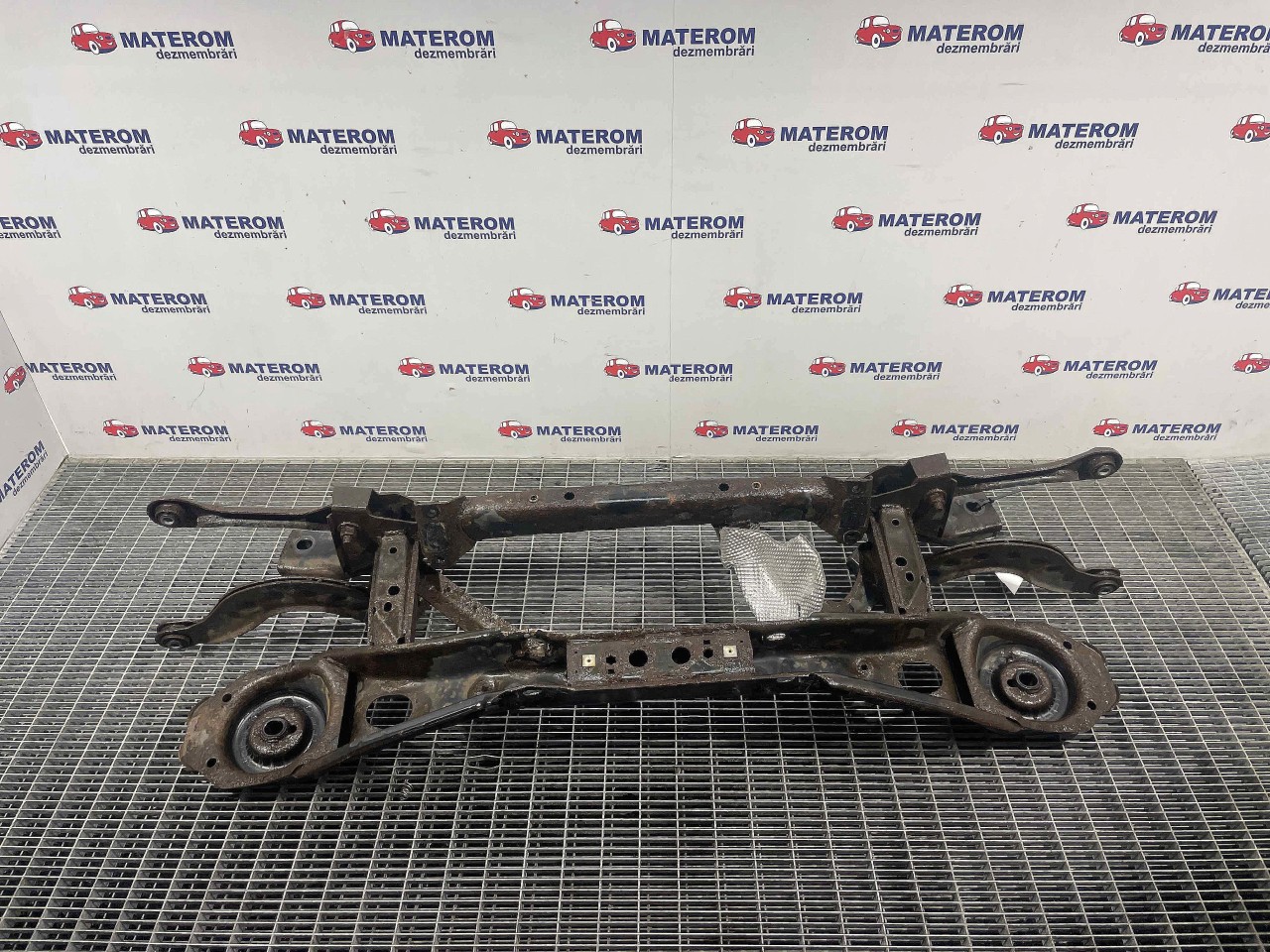 PUNTE SPATE FORD FOCUS - - (2011 2014)