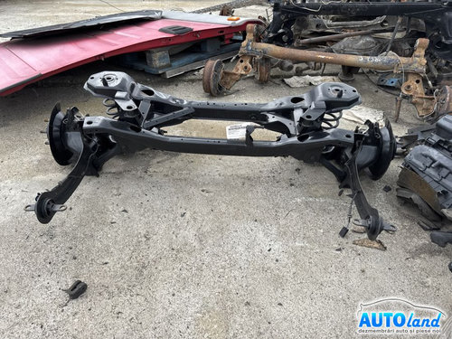 Punte Spate Ford FOCUS III 2011