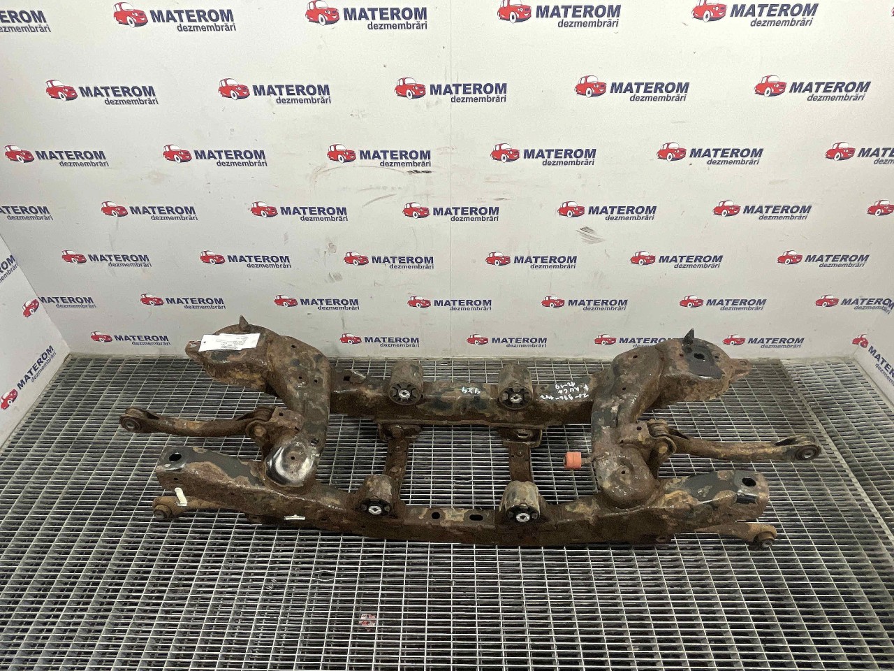 PUNTE SPATE FORD KUGA - - (2012 2019)